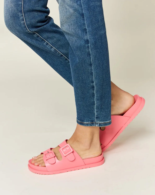 f16db96e-3876-4cb1-a609-bc81adb7fd87-Max