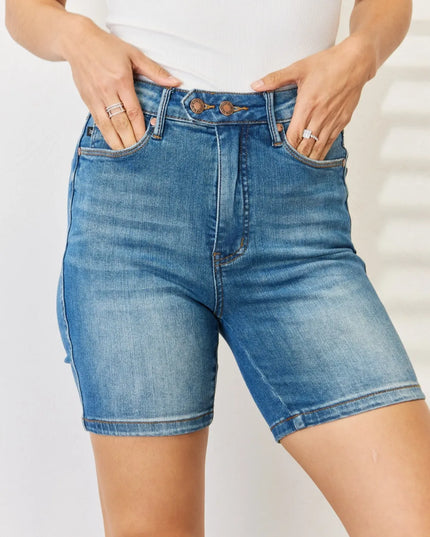 fd46b5ce-d091-44de-973e-20d016e1472b-Max