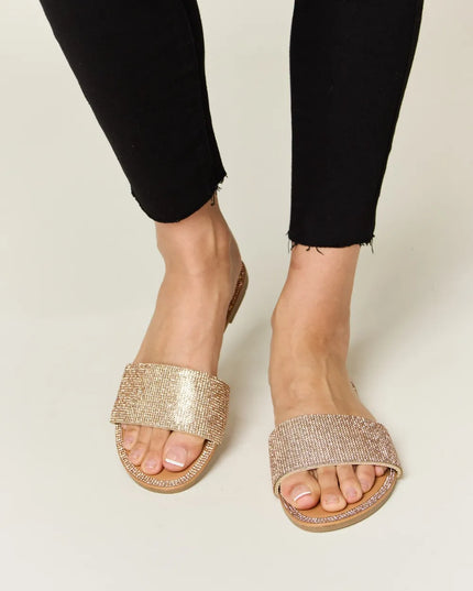 fe256ebd-7f70-4876-b905-ca9e82669e79-Max