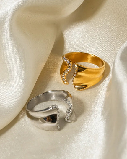 fefef4ee-8876-4ace-91a4-f5c8a0ad1292-Max